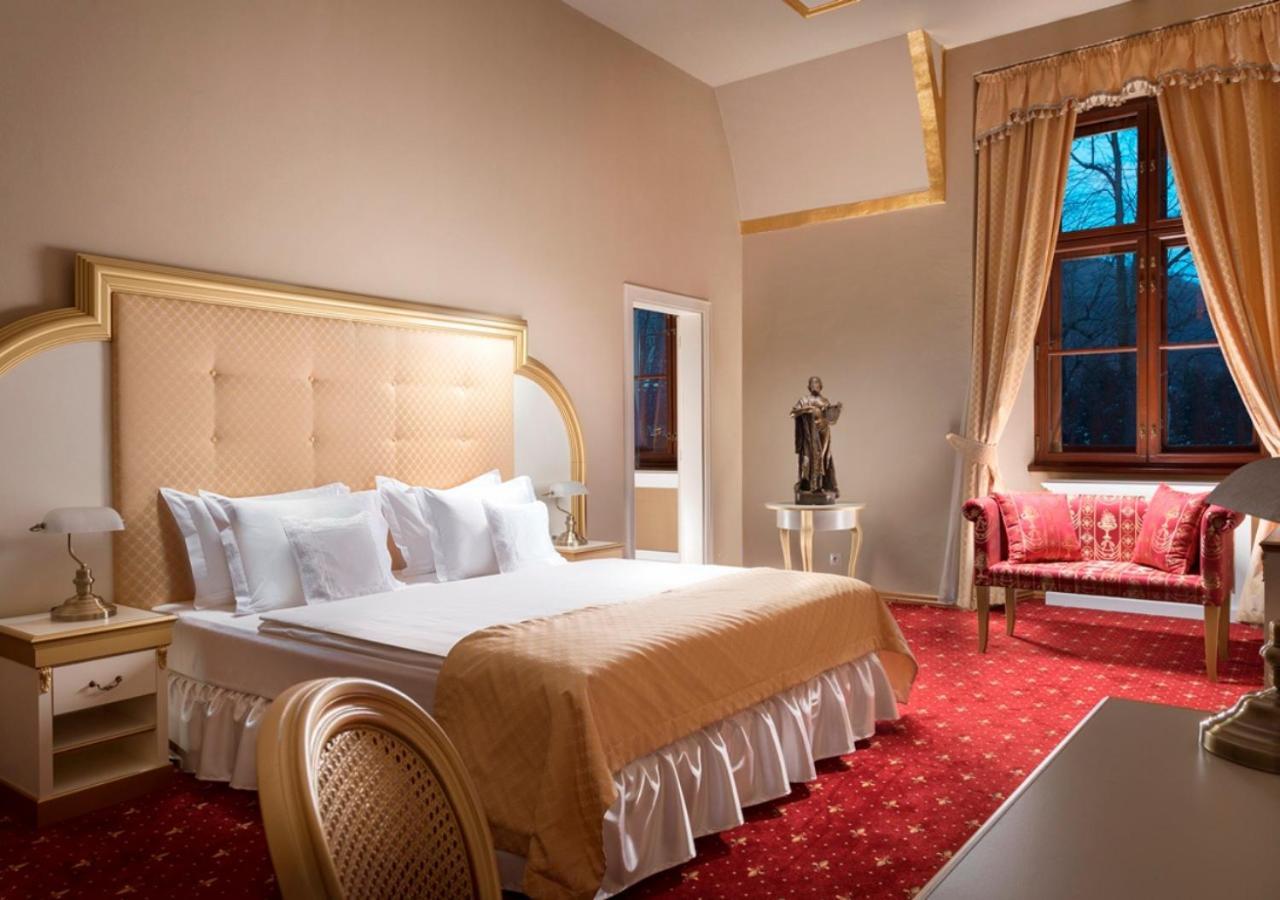Hotel Gino Park Palace Поважска-Бистрица Экстерьер фото
