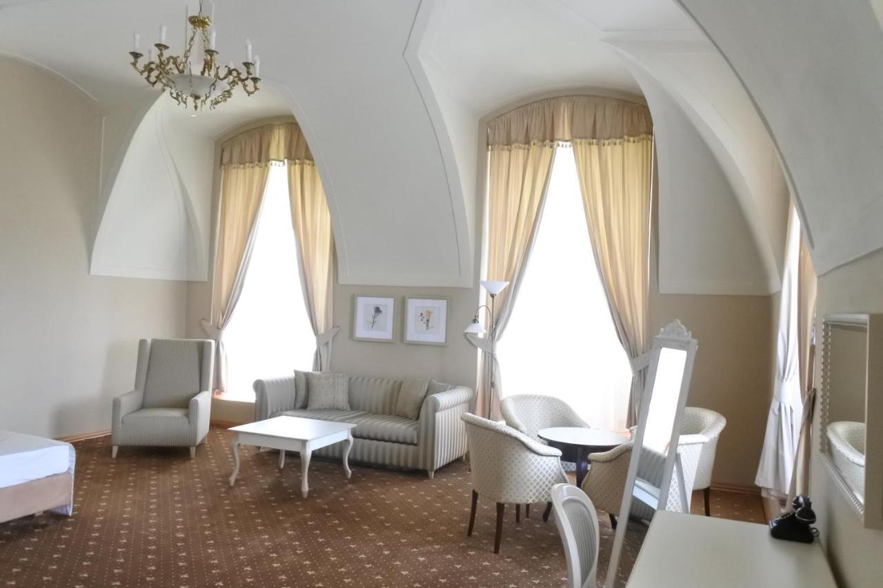 Hotel Gino Park Palace Поважска-Бистрица Экстерьер фото
