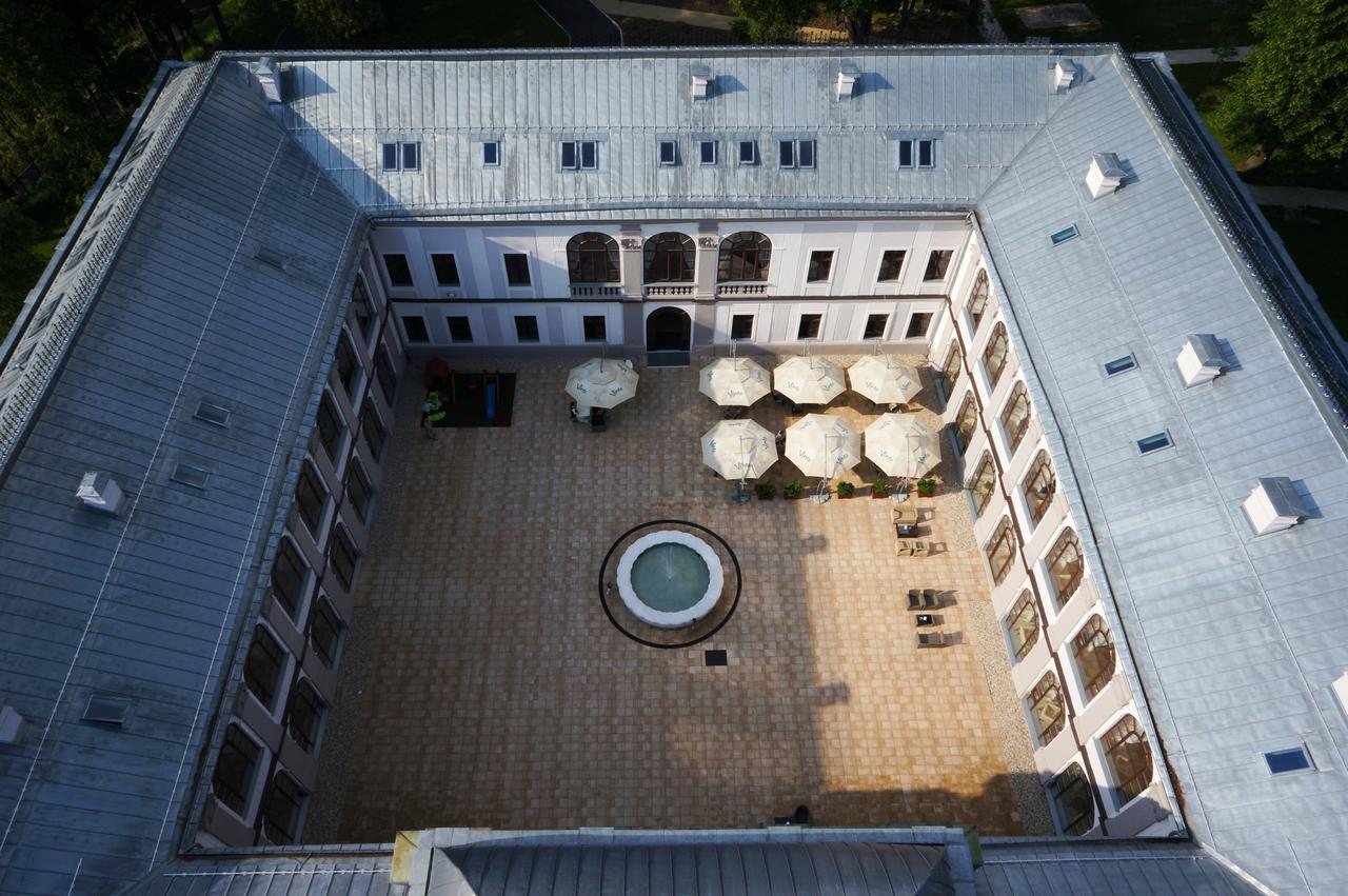 Hotel Gino Park Palace Поважска-Бистрица Экстерьер фото